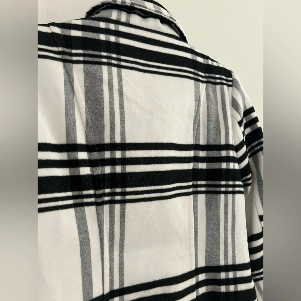 iZ Byer - Plaid Peacoat - Size Small - Picture 10 of 10
